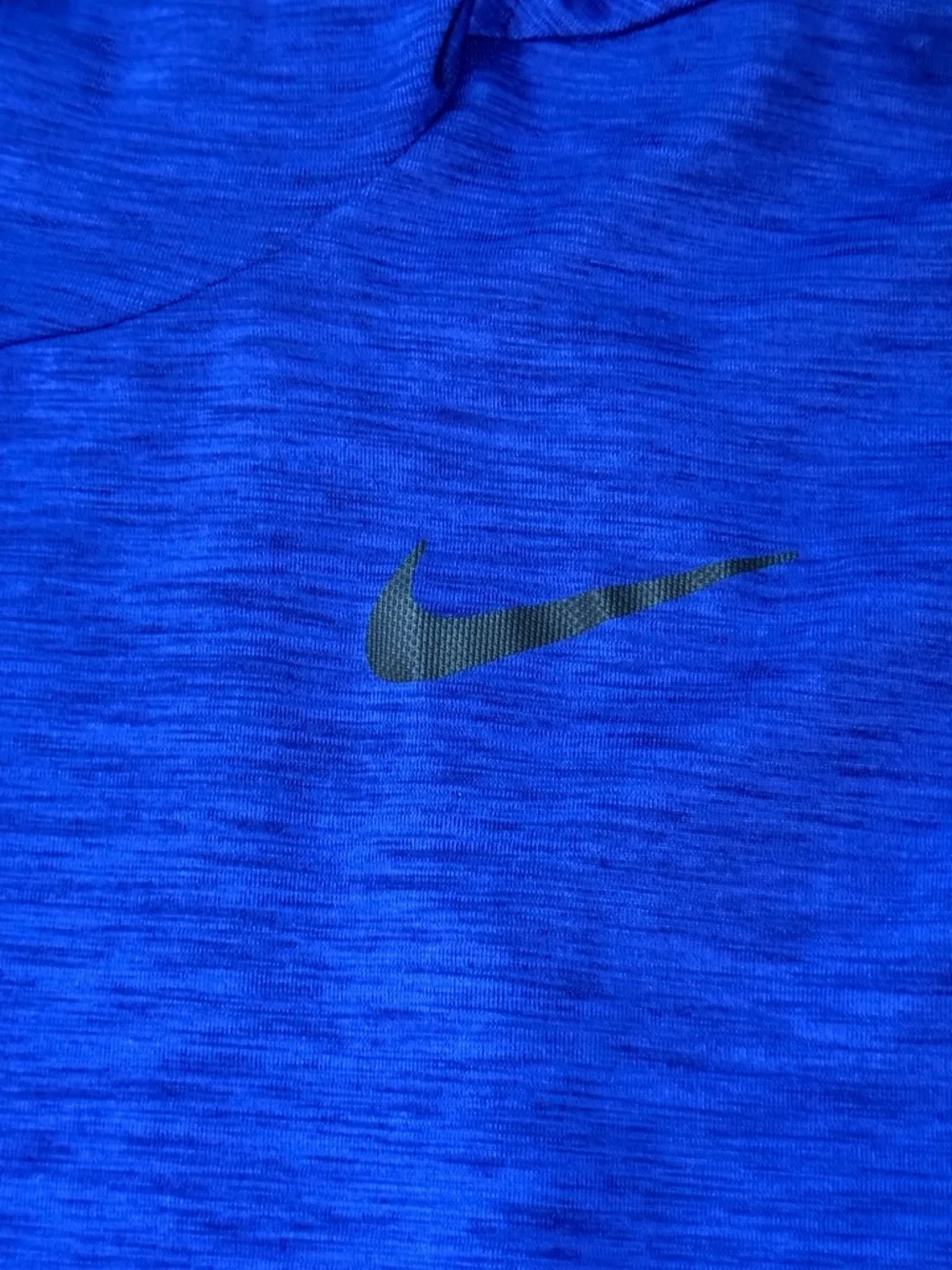 Men’s Nike dri-fit long sleeve shirt